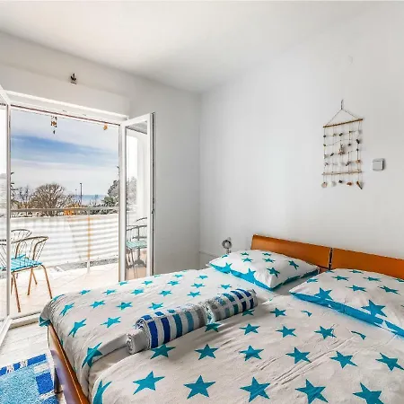 Dijana Apartamento